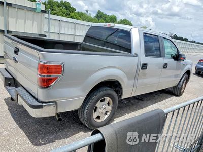 Trzecie zdjęcie samochodu z tyłu: 2013 FORD F150 SUPERCREW VIN:1FTEW1CM8DFE01520 - miniatura