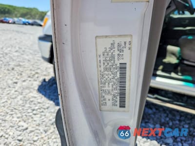 Zdjęcie 12 z 12 samochodu: 2002 TOYOTA TUNDRA SR5 V8 VIN:5TBRT34132S280203 - miniatura