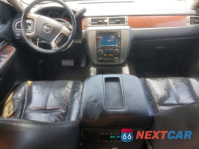 Zdjęcie 8 z 13 samochodu: 2008 GMC YUKON VIN:1GKFC13008R225050 - miniatura