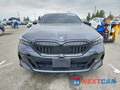 Piąte zdjęcie samochodu w środku: 2024 BMW 530 XI VIN:WBA53FJ05RCP81119 - miniatura