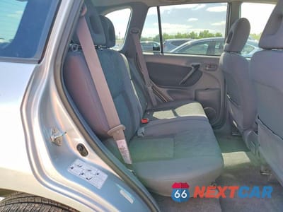 Zdjęcie 11 z 13 samochodu: 2002 TOYOTA RAV4 BASE VIN:JTEGH20VX20062065 - miniatura