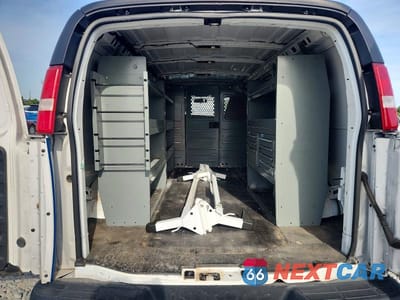 Zdjęcie 10 z 13 samochodu: 2022 CHEVROLET EXPRESS G2500 3LT VIN:1GCWGAFP3N1281714 - miniatura