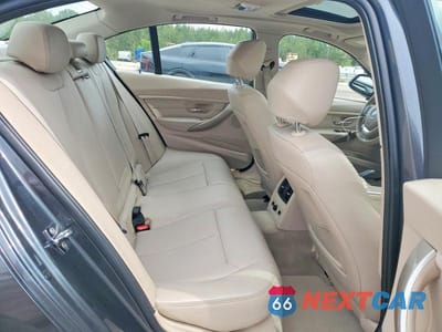 Zdjęcie 10 z 12 samochodu: 2012 BMW 328 I VIN:WBA3A5C53CF341289 - miniatura