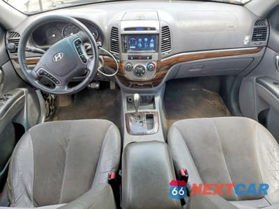 Zdjęcie 8 z 14 samochodu: 2010 HYUNDAI SANTA FE SE VIN:5NMSH4AG0AH373917 - miniatura