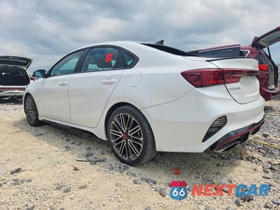 Drugie zdjęcie samochodu z przodu: 2024 KIA FORTE GT VIN:3KPF44AC4RE838888 - miniatura
