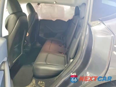 Zdjęcie 10 z 12 samochodu: 2023 TESLA MODEL Y VIN:7SAYGDEE0PF855001 - miniatura