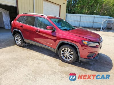 Czwarte zdjęcie samochodu z boku: 2021 JEEP CHEROKEE LATITUDE VIN:1C4PJLCBXMD155812 - miniatura
