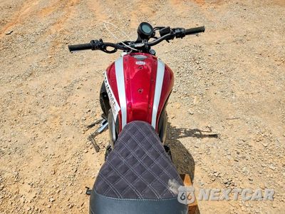 Zdjęcie 6 z 9 samochodu: 2018 YAMAHA XSR700 VIN:JYARM21E2JA000137 - miniatura