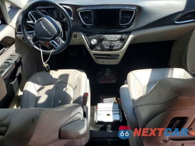 Zdjęcie 8 z 13 samochodu: 2018 CHRYSLER PACIFICA TOURING L PLUS VIN:2C4RC1EG9JR237586 - miniatura