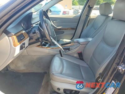 Zdjęcie 7 z 12 samochodu: 2006 BMW 325 I VIN:WBAVB13516KX48571 - miniatura