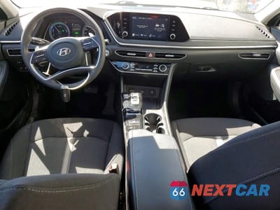 Zdjęcie 8 z 12 samochodu: 2023 HYUNDAI SONATA HYBRID BLUE VIN:KMHL24JJXPA078100 - miniatura