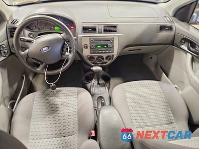 Zdjęcie 8 z 12 samochodu: 2007 FORD FOCUS ZX4 VIN:1FAFP34N87W178314 - miniatura