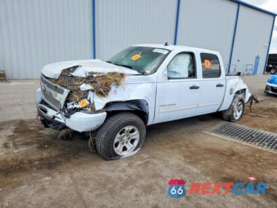 2011 CHEVROLET SILVERADO K1500 LT 1GCPKSE37BF127111 - główne zdjęcie licytacji z USA - miniatura