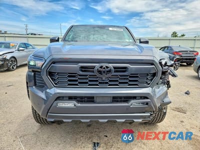 Piąte zdjęcie samochodu w środku: 2026 TOYOTA TACOMA TRD OFF-ROAD VIN:3TYLB5JN6TT110006 - miniatura