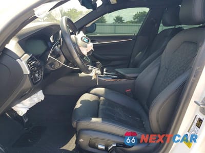 Zdjęcie 7 z 12 samochodu: 2023 BMW 540 I VIN:WBA53BJ09PCL31639 - miniatura