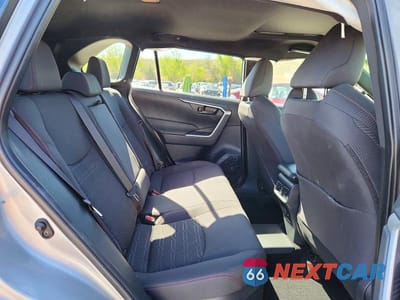 Zdjęcie 11 z 13 samochodu: 2021 TOYOTA RAV4 PRIME SE VIN:JTMAB3FV4MD059456 - miniatura