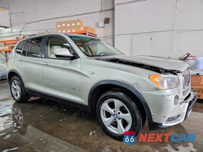 Czwarte zdjęcie samochodu z boku: 2011 BMW X3 XDRIVE28I VIN:5UXWX5C51BL706212 - miniatura