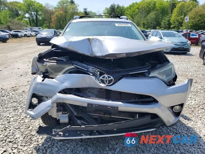 Piąte zdjęcie samochodu w środku: 2016 TOYOTA RAV4 XLE VIN:2T3RFREV6GW502113 - miniatura