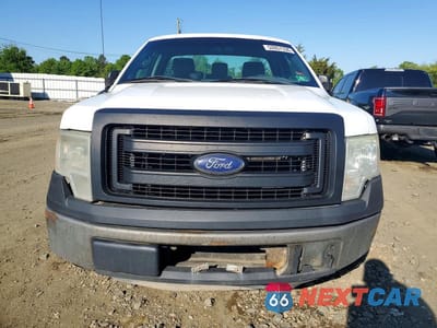 Piąte zdjęcie samochodu w środku: 2013 FORD F150 VIN:1FTMF1CM3DKE08118 - miniatura
