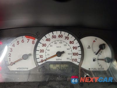 Zdjęcie 9 z 12 samochodu: 2004 TOYOTA COROLLA S VIN:1NXBR32E44Z270058 - miniatura
