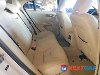 Zdjęcie 10 z 12 samochodu: 2016 VOLVO S60 PREMIER VIN:YV126MFK2G2401467 - miniatura