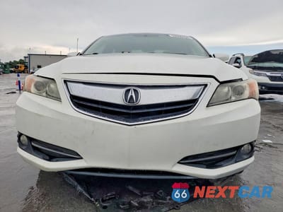 Piąte zdjęcie samochodu w środku: 2014 ACURA ILX HYBRID TECH VIN:19VDE3F74EE300186 - miniatura