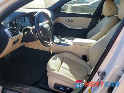 Zdjęcie 7 z 13 samochodu: 2020 BMW 330I VIN:3MW5R1J06L8B37810 - miniatura