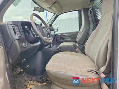 Zdjęcie 7 z 12 samochodu: 2014 CHEVROLET EXPRESS 2500 CARGO - DELIVERY VAN VIN:1GCWGFCA1E1205860 - miniatura