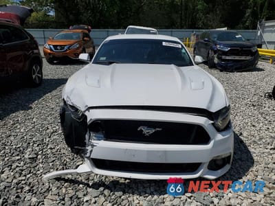 Piąte zdjęcie samochodu w środku: 2017 FORD MUSTANG GT VIN:1FA6P8CF4H5236367 - miniatura