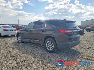 Drugie zdjęcie samochodu z przodu: 2018 CHEVROLET TRAVERSE LT VIN:1GNERGKW9JJ215482 - miniatura