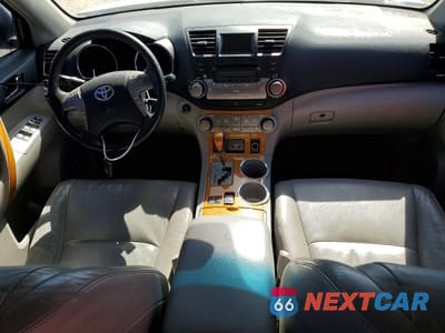 Zdjęcie 8 z 13 samochodu: 2009 TOYOTA HIGHLANDER HYBRID LIMITED VIN:JTEEW44A192026876 - miniatura