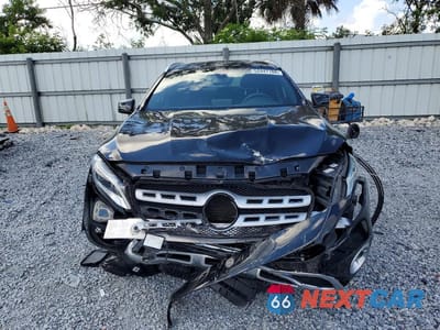 Piąte zdjęcie samochodu w środku: 2020 MERCEDES-BENZ GLA 250 VIN:WDCTG4EB0LU022159 - miniatura
