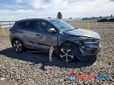 Czwarte zdjęcie samochodu z boku: 2016 HYUNDAI TUCSON SPORT VIN:KM8J3CA2XGU113367 - miniatura