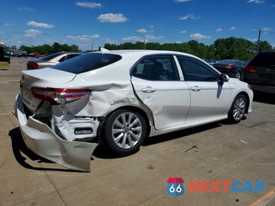 Trzecie zdjęcie samochodu z tyłu: 2019 TOYOTA CAMRY LE VIN:4T1B11HK5KU240203 - miniatura