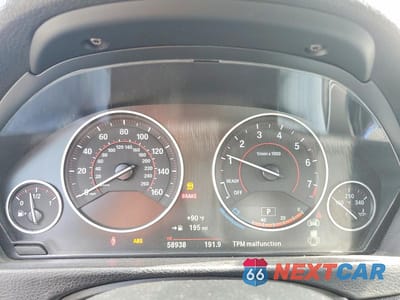 Zdjęcie 9 z 12 samochodu: 2018 BMW 340 XI VIN:WBA8B7G52JNU95455 - miniatura
