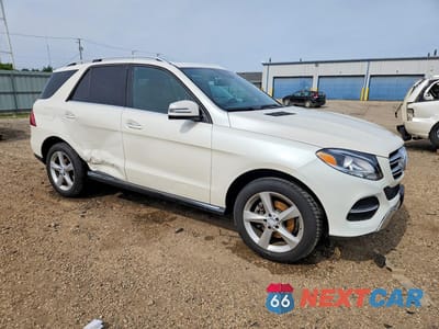 Czwarte zdjęcie samochodu z boku: 2016 MERCEDES-BENZ GLE 350 4MATIC VIN:4JGDA5HBXGA753035 - miniatura