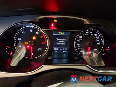 Zdjęcie 9 z 12 samochodu: 2016 AUDI A4 VIN:WAUFFAFL3GN017658 - miniatura