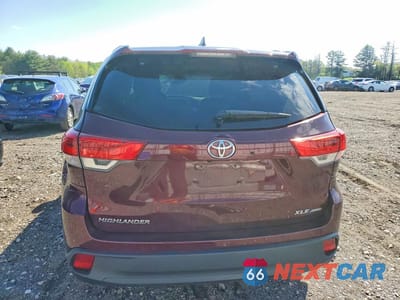Zdjęcie 6 z 13 samochodu: 2019 TOYOTA HIGHLANDER XLE VIN:5TDJZRFH7KS721766 - miniatura