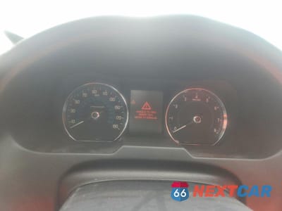 Zdjęcie 9 z 12 samochodu: 2014 JAGUAR XF VIN:SAJWA0ES8EPU09283 - miniatura