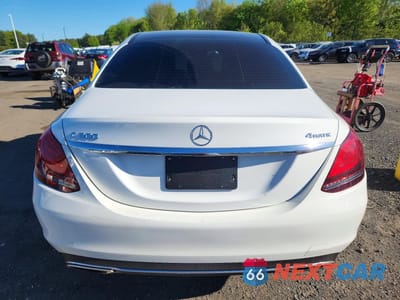 Zdjęcie 6 z 12 samochodu: 2021 MERCEDES-BENZ C 300 4MATIC VIN:W1KWF8EBXMR626194 - miniatura