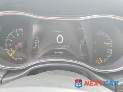 Zdjęcie 9 z 13 samochodu: 2020 JEEP GRAND CHEROKEE LAREDO VIN:1C4RJFAG4LC234499 - miniatura