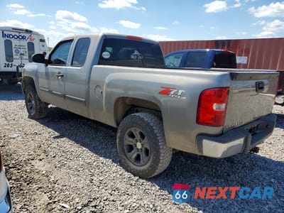 Drugie zdjęcie samochodu z przodu: 2007 CHEVROLET SILVERADO K1500 VIN:2GCEK19J271720142 - miniatura