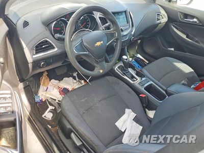 Zdjęcie 8 z 12 samochodu: 2019 CHEVROLET CRUZE LS VIN:1G1BC5SM4K7132856 - miniatura