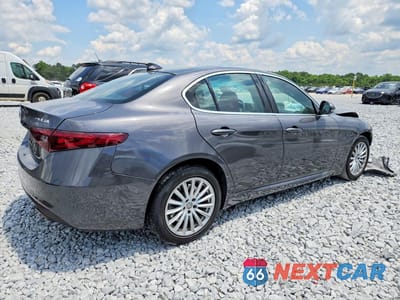 Trzecie zdjęcie samochodu z tyłu: 2021 ALFA ROMEO GIULIA SPORT VIN:ZARFANAN0M7644910 - miniatura