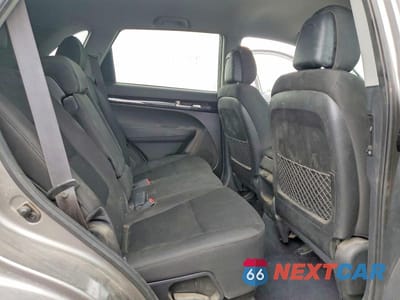 Zdjęcie 11 z 13 samochodu: 2015 KIA SORENTO LX VIN:5XYKTDA72FG651295 - miniatura