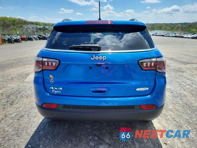 Zdjęcie 6 z 13 samochodu: 2018 JEEP COMPASS LATITUDE VIN:3C4NJDBB1JT231499 - miniatura