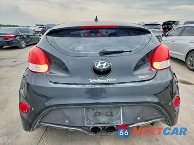Zdjęcie 6 z 12 samochodu: 2015 HYUNDAI VELOSTER TURBO VIN:KMHTC6AE4FU240862 - miniatura