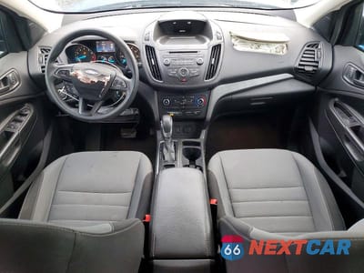 Zdjęcie 8 z 13 samochodu: 2018 FORD ESCAPE S VIN:1FMCU0F7XJUB58597 - miniatura