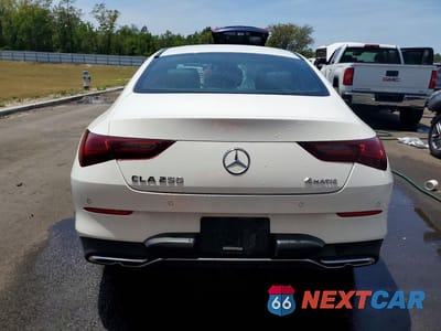 Zdjęcie 6 z 12 samochodu: 2025 MERCEDES-BENZ CLA 250 4MATIC VIN:W1K5J4HB3SN521130 - miniatura