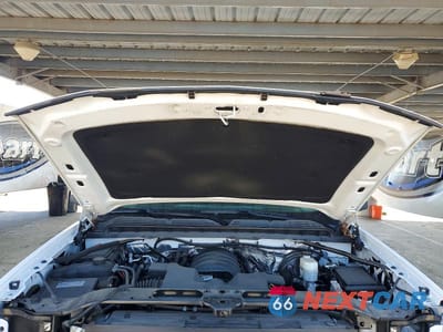 Zdjęcie 11 z 13 samochodu: 2018 CHEVROLET SILVERADO C1500 LT VIN:1GCRCREC1JZ251483 - miniatura